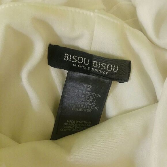 Bisou Bisou Dress - Picture 5 of 6